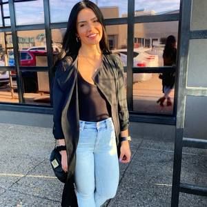 Meet your Posher, Erica